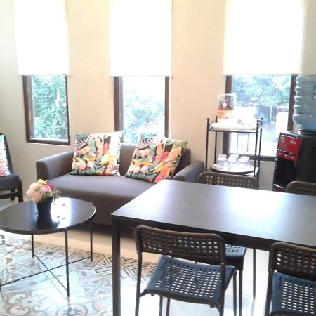 Sabi Guest House - Strategic Family -Married Couples Only- Hostel In Prawirotaman Yogyakarta Bagian luar foto