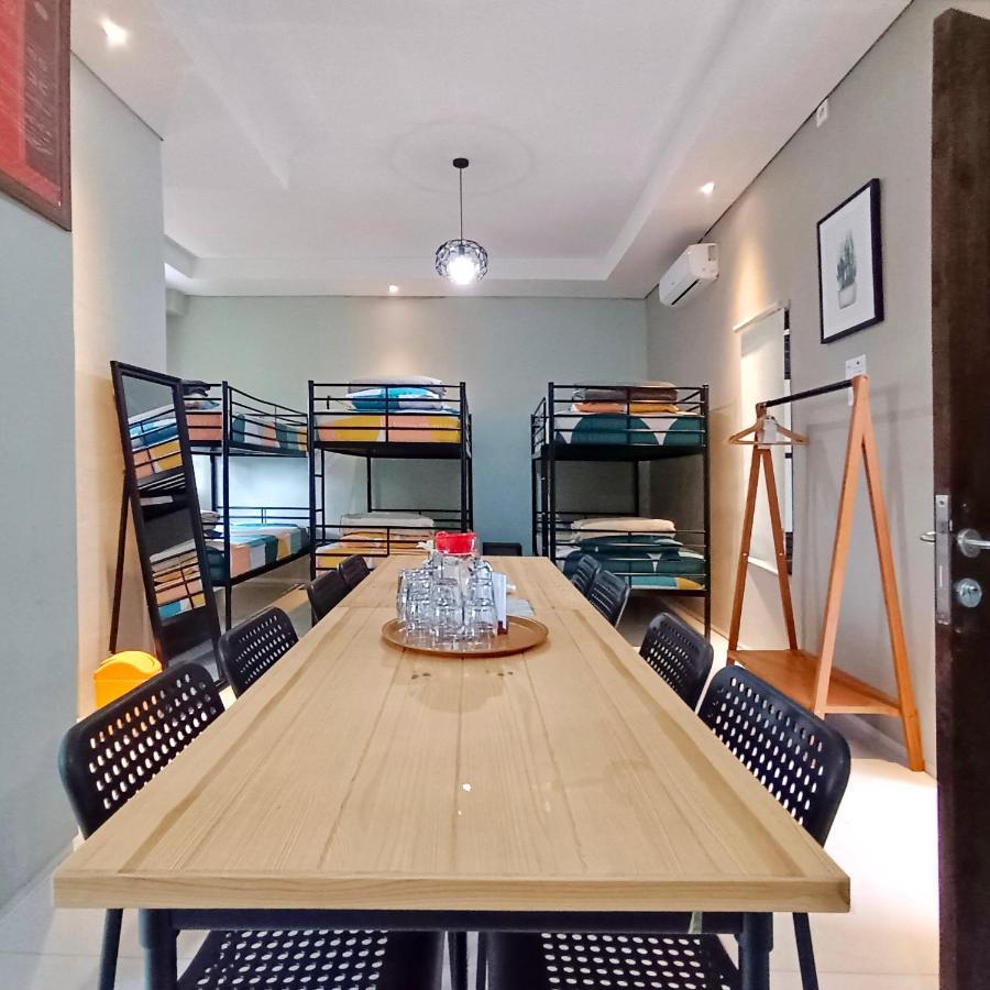 Sabi Guest House - Strategic Family -Married Couples Only- Hostel In Prawirotaman Yogyakarta Bagian luar foto
